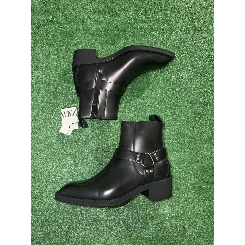 Zara Men's Black Buckle Cowboy Boots Size 8 Side Zip Western Ankle Boots